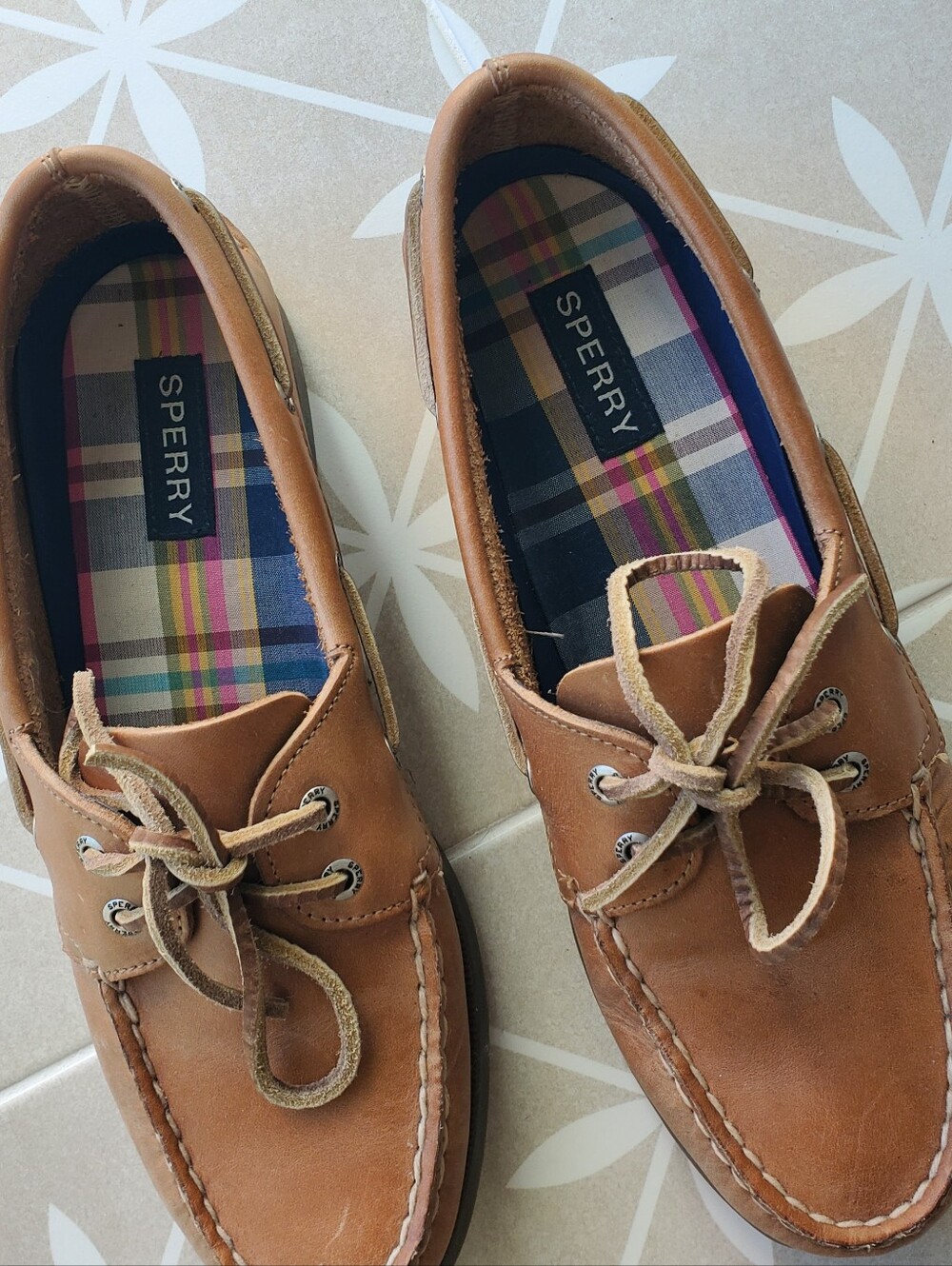 Sperry Women's Classic Brown Leather Boat Shoes-size 8.5